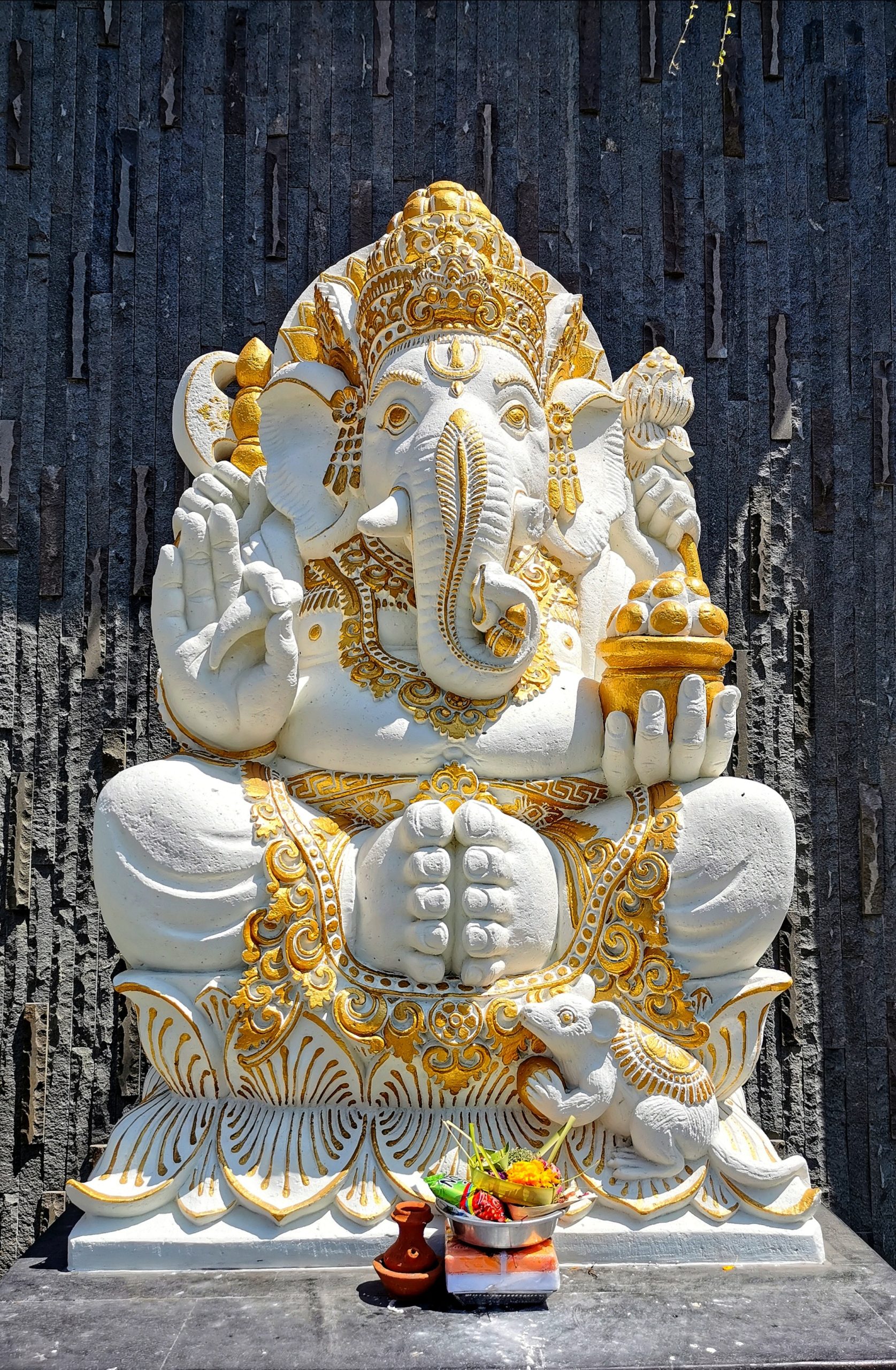 Ganesha - The Hindu God of beginnings & obstacle remover